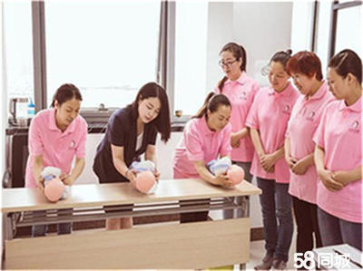 月嫂育兒嫂催乳師百萬保險保障可調換人初級、中級、高級育嬰師服務